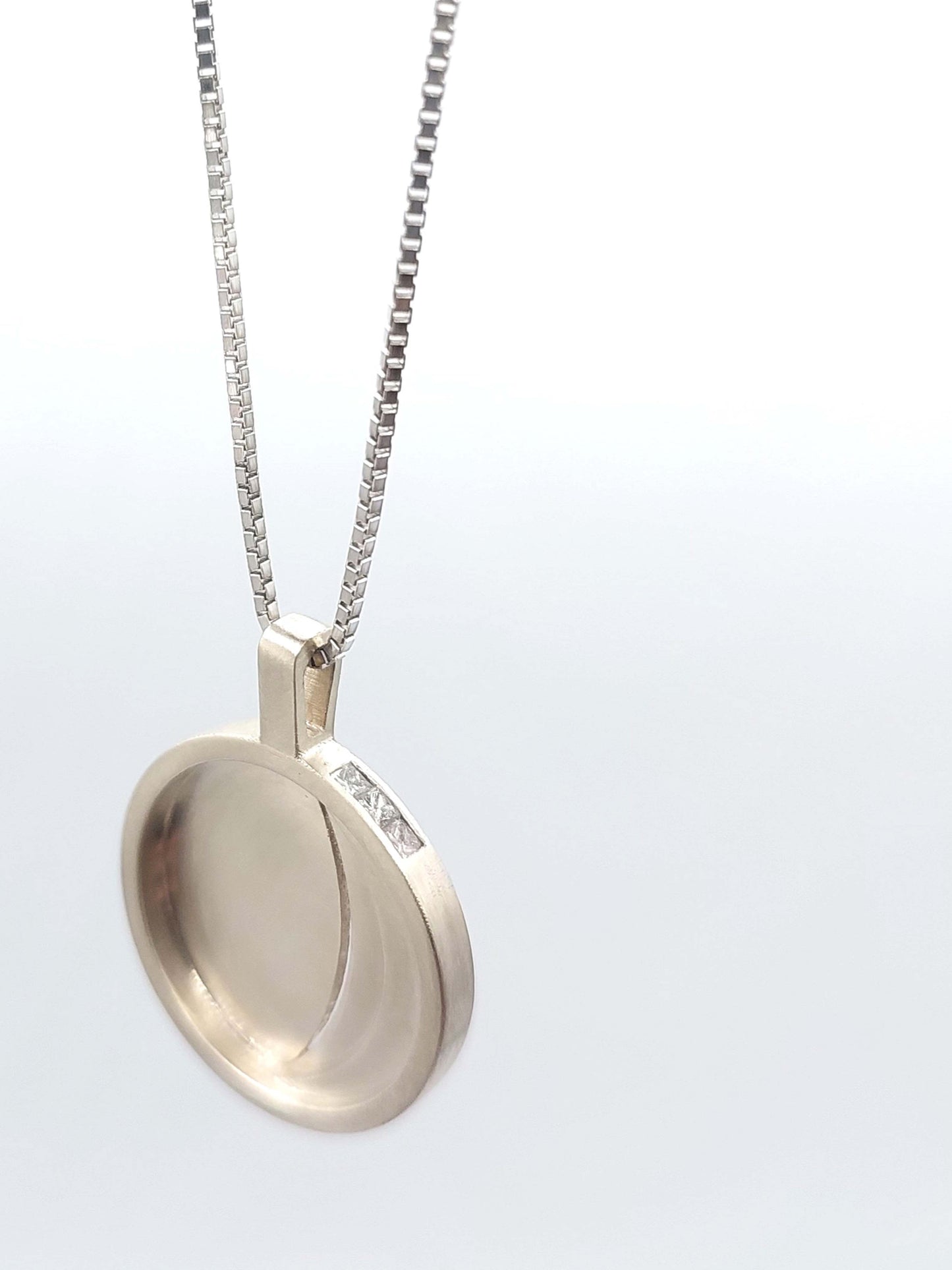 Multy- Date Moon Phase Necklace